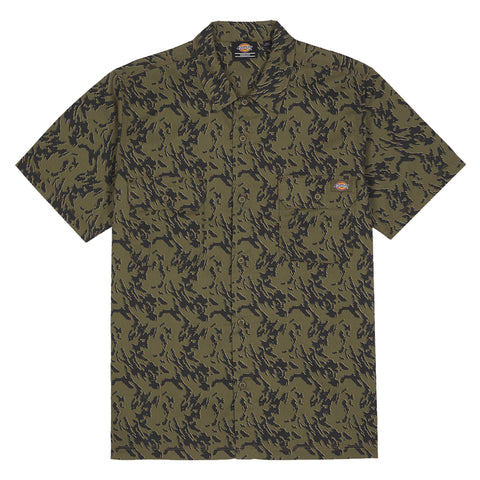 Dickies Drewsey Shirt Camouflage. Foto da parte da frente.