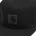 Carhartt WIP Logo Cap Black. Foto de detalhe da frente.