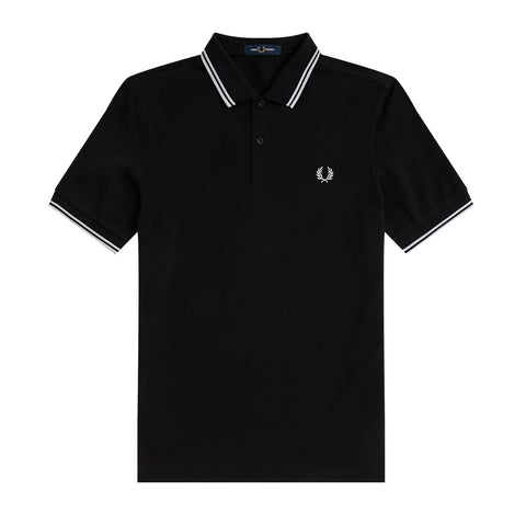 Fred Perry Twin Tipped Fred Perry Shirt Black/White/White. Foto de frente.