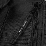 Carhartt WIP Essentials Bag, Small Black. Foto de detalhe do fecho.
